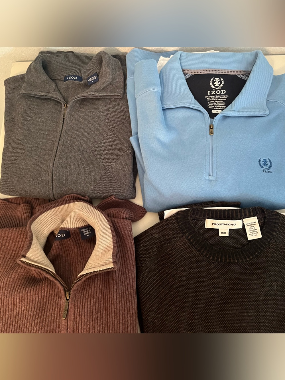 LOT OF MENS SWEATERS